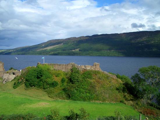727LochNess
