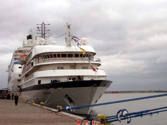 825Bateau