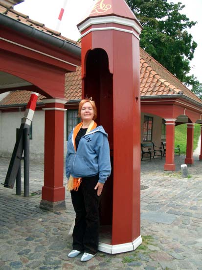 827Christina