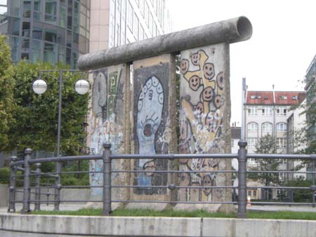 AltMoabitWall-014