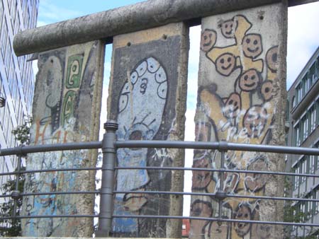 AltMoabitWall-045