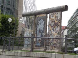 AltMoabitWall-027