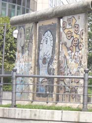 AltMoabitWall-029