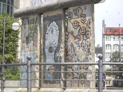 AltMoabitWall-040