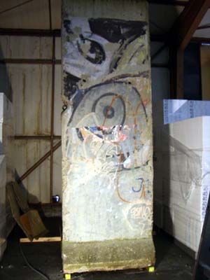 MauerUS-Embassy-003
