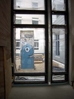 MauerUS-Embassy-096