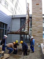 MauerUS-Embassy-077