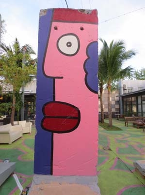 MiamiBerlinWall2013-010