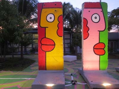 MiamiBerlinWall2013-020