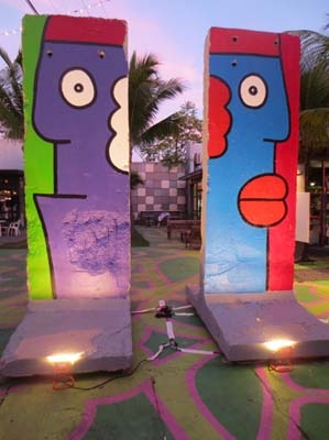 MiamiBerlinWall2013-021