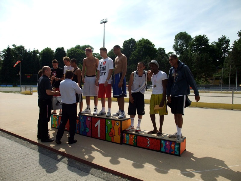 SFB2010-Finale01-109