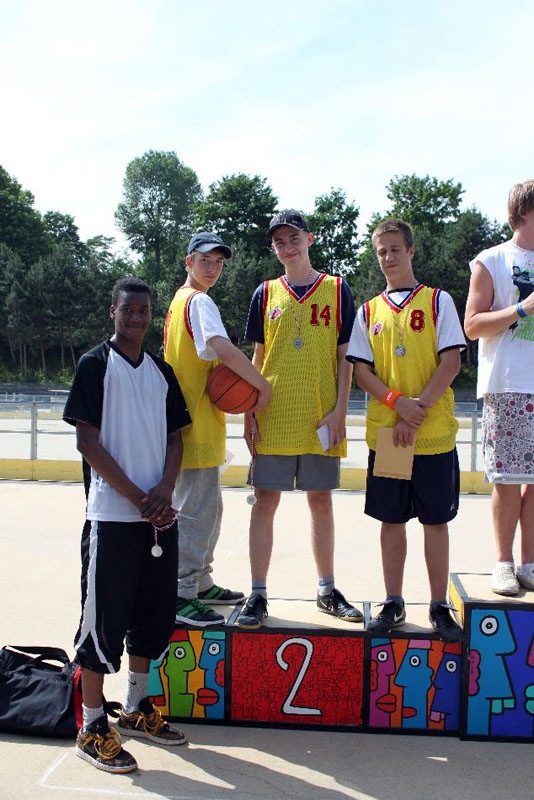 SFB2010-Finale02-150