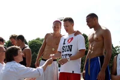 SFB2010-Finale02-143