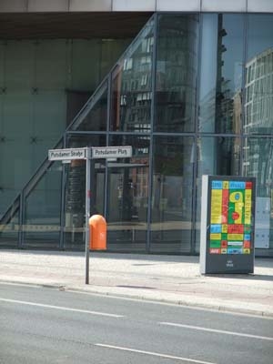 Poster2010-186