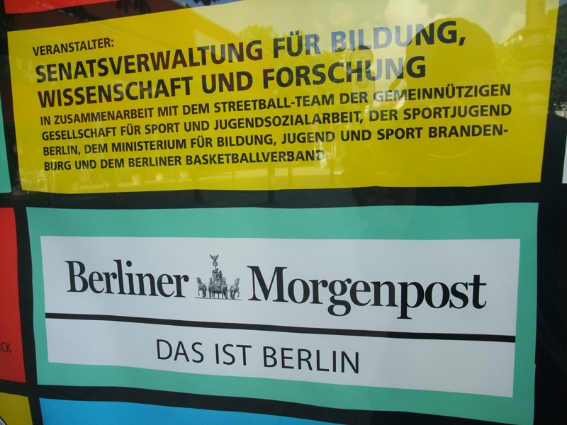 Poster2011-172