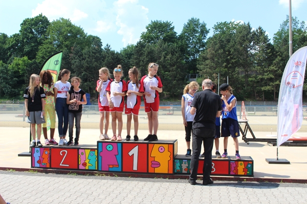 SchoolFinalsFinale02-043