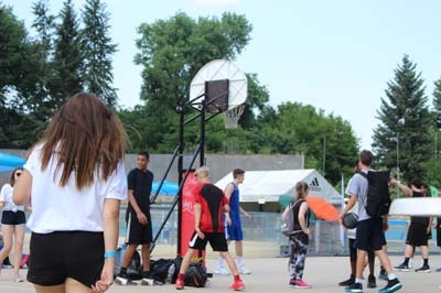 SchoolFinalsFinale02-038