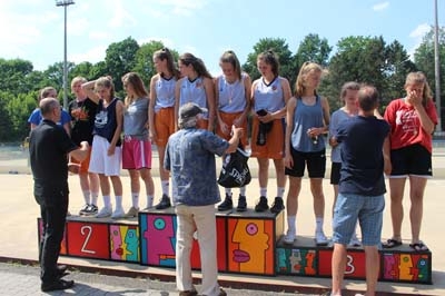 SchoolFinalsFinale02-046