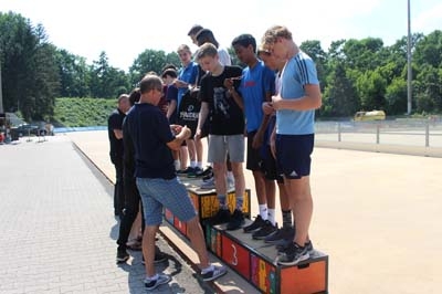 SchoolFinalsFinale02-065