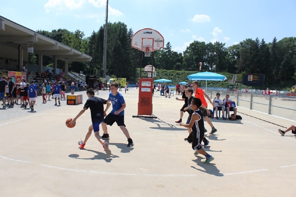 SchoolFinalsFinale03-037