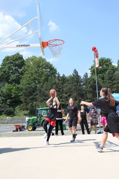 SchoolFinalsFinale03-045