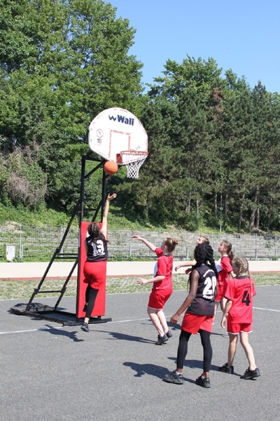 SchoolFinalsFinale03-085