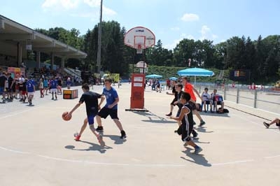 SchoolFinalsFinale03-037