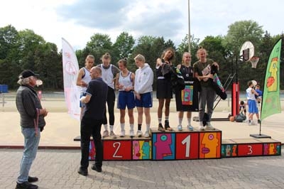 FinaleTag01-002-073