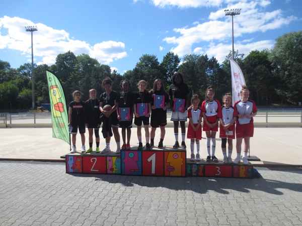 FinaleTag02-001-050